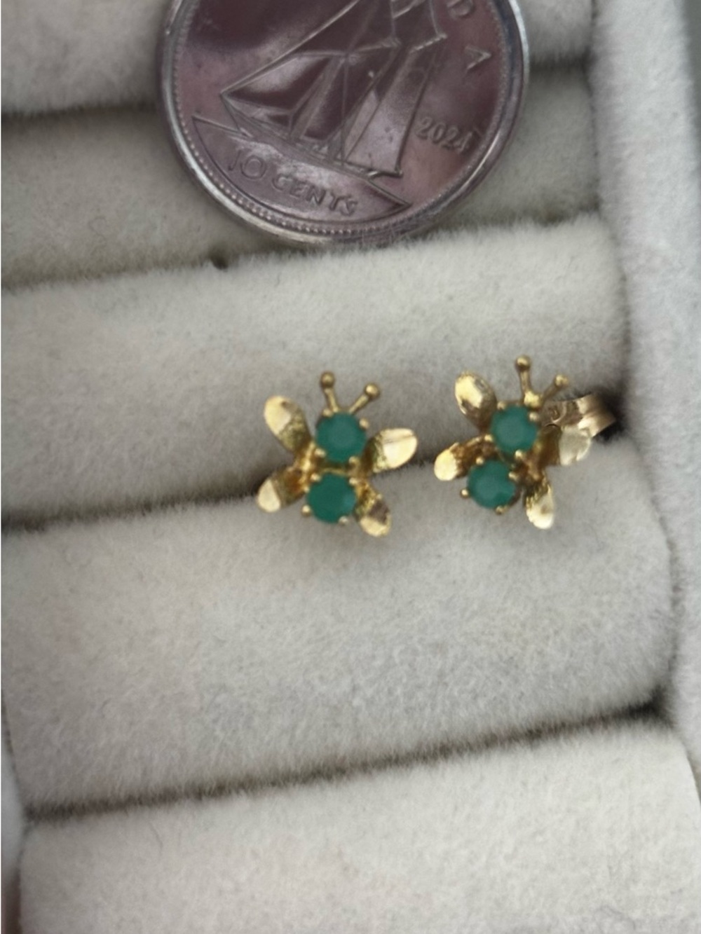 14k Gold Earrings with emerald Stones